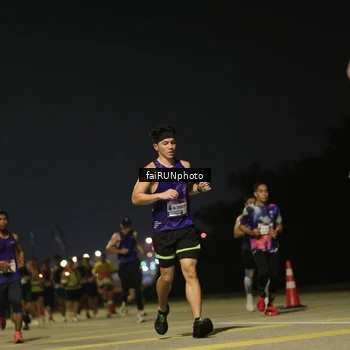 Runner Photo 7320540