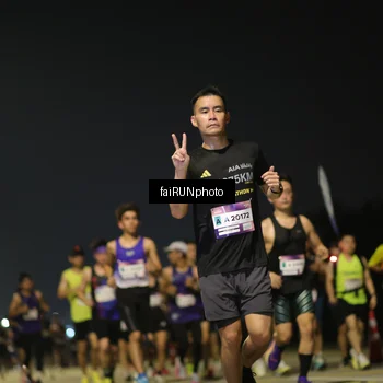 Runner Photo 7320574