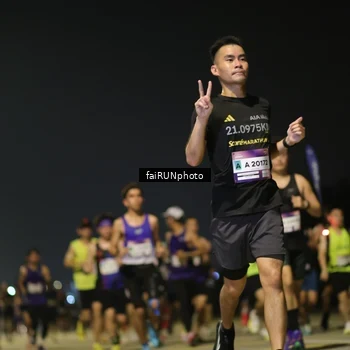 Runner Photo 7320578