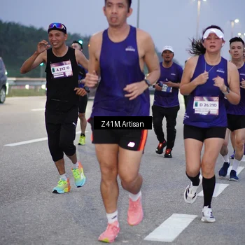Runner Photo 7320633