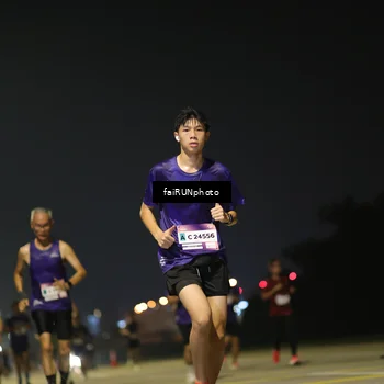Runner Photo 7320644