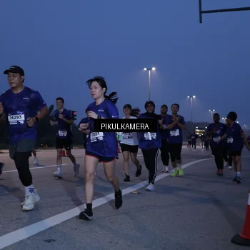 Runner Photo 7320651