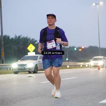 Runner Photo 7320654