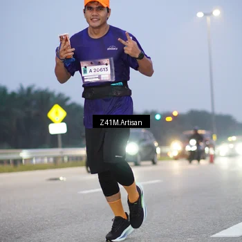 Runner Photo 7320656