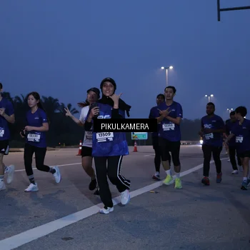 Runner Photo 7320735