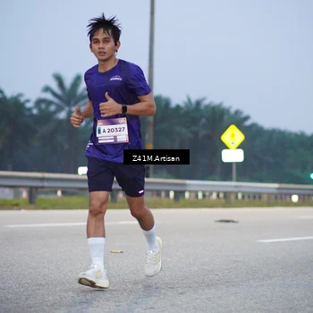 Runner Photo 7320763