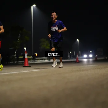 Runner Photo 7320773