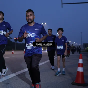 Runner Photo 7320780