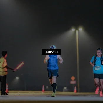 Runner Photo 7320800