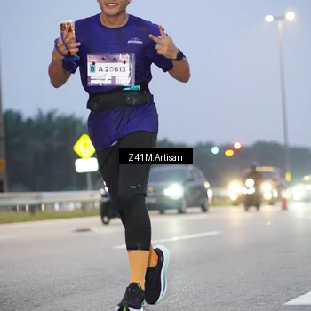 Runner Photo 7320811