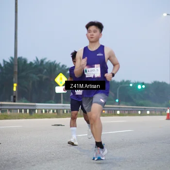 Runner Photo 7320815