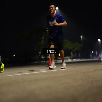 Runner Photo 7320831