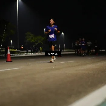 Runner Photo 7320882