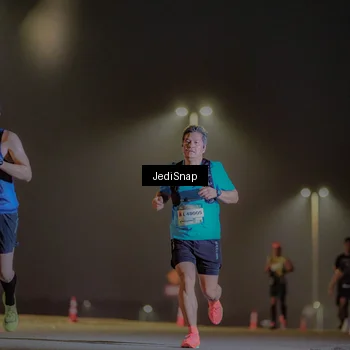 Runner Photo 7320902