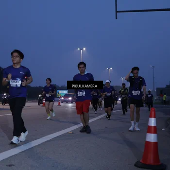 Runner Photo 7320919