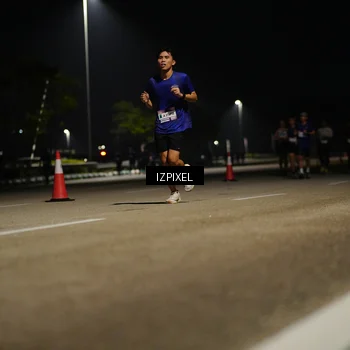 Runner Photo 7320939