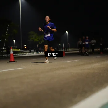 Runner Photo 7320940