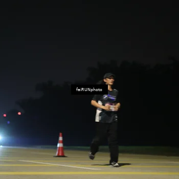 Runner Photo 7320944