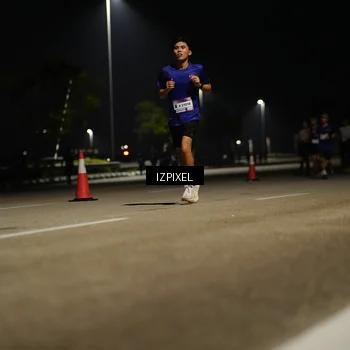 Runner Photo 7321004