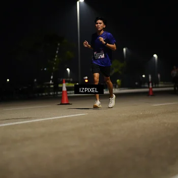 Runner Photo 7321012