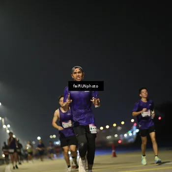 Runner Photo 7321021