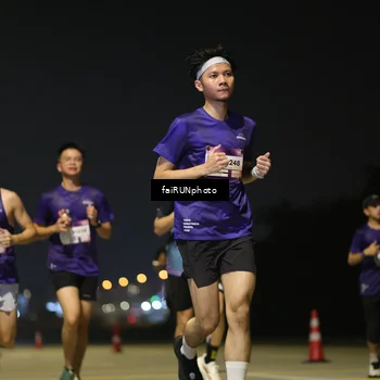 Runner Photo 7321030