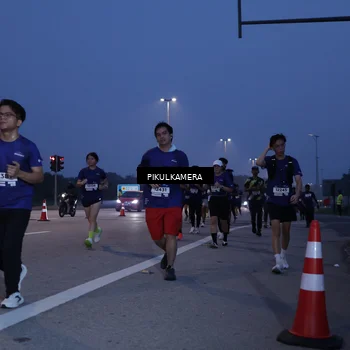 Runner Photo 7321037