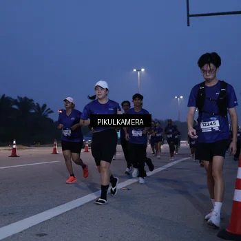 Runner Photo 7321082