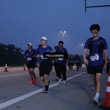 Runner Photo 7321097