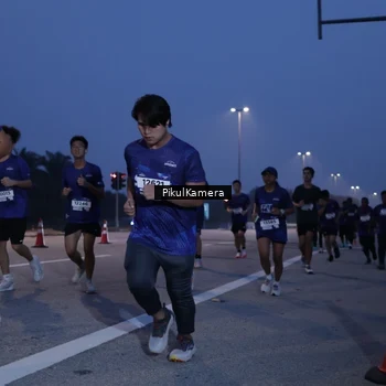 Runner Photo 7321216