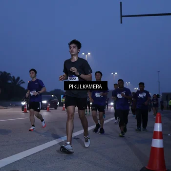 Runner Photo 7321274