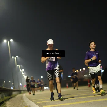 Runner Photo 7321305