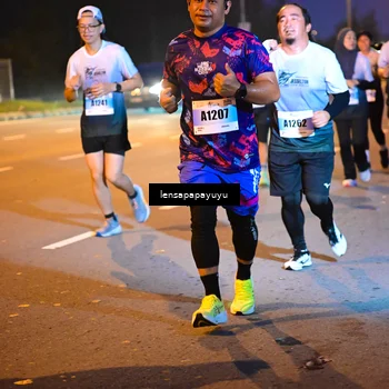 Runner Photo 7321396