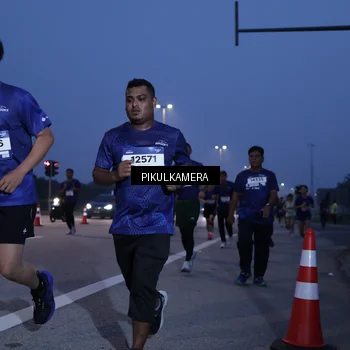 Runner Photo 7321502