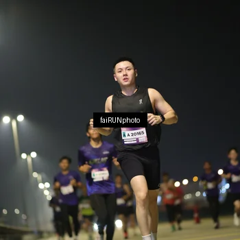 Runner Photo 7321599