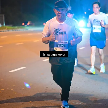 Runner Photo 7321653