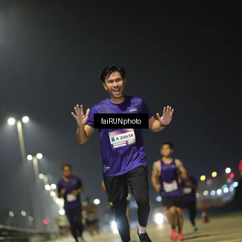 Runner Photo 7321668