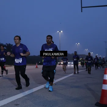 Runner Photo 7321741