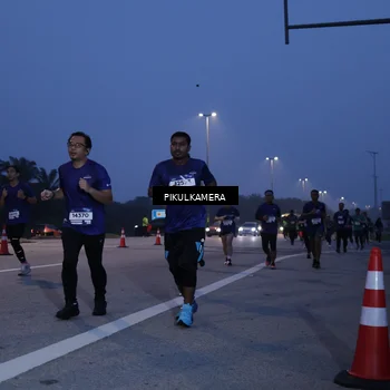 Runner Photo 7321750