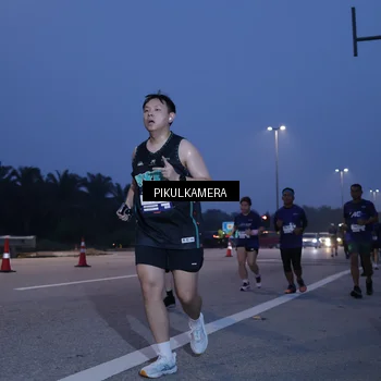 Runner Photo 7321809