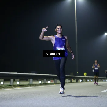 Runner Photo 7321842