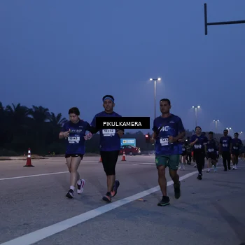 Runner Photo 7321874