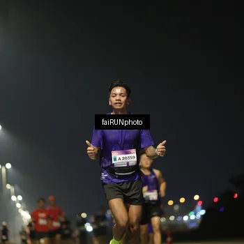 Runner Photo 7322024