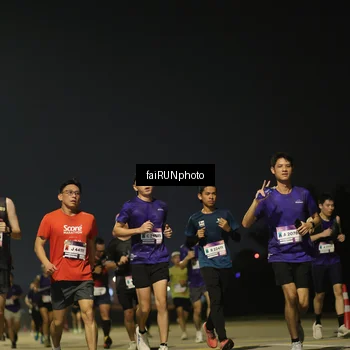 Runner Photo 7322065