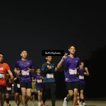 Runner Photo 7322075