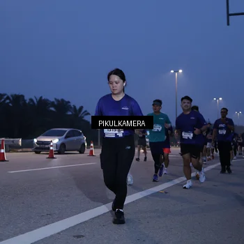 Runner Photo 7322100
