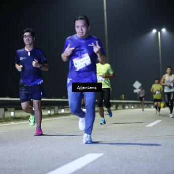 Runner Photo 7322293