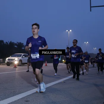 Runner Photo 7322304