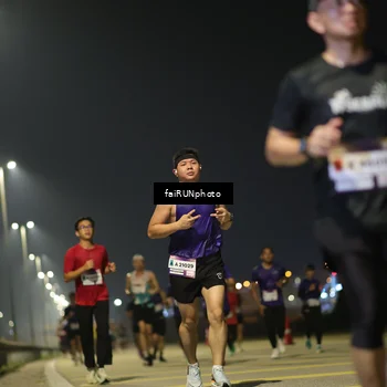 Runner Photo 7322380