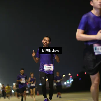 Runner Photo 7322400
